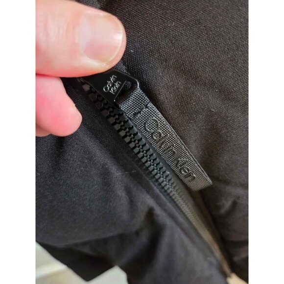 Calvin Klein down jacket large - Picture 3 of 10